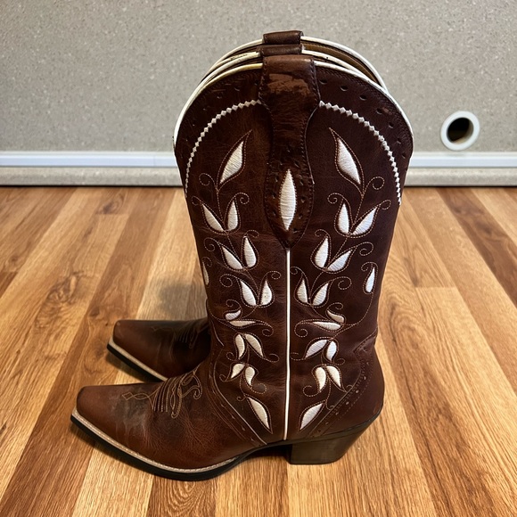 Ariat Sonora D-Toe Bittersweet Brown - Picture 3 of 8